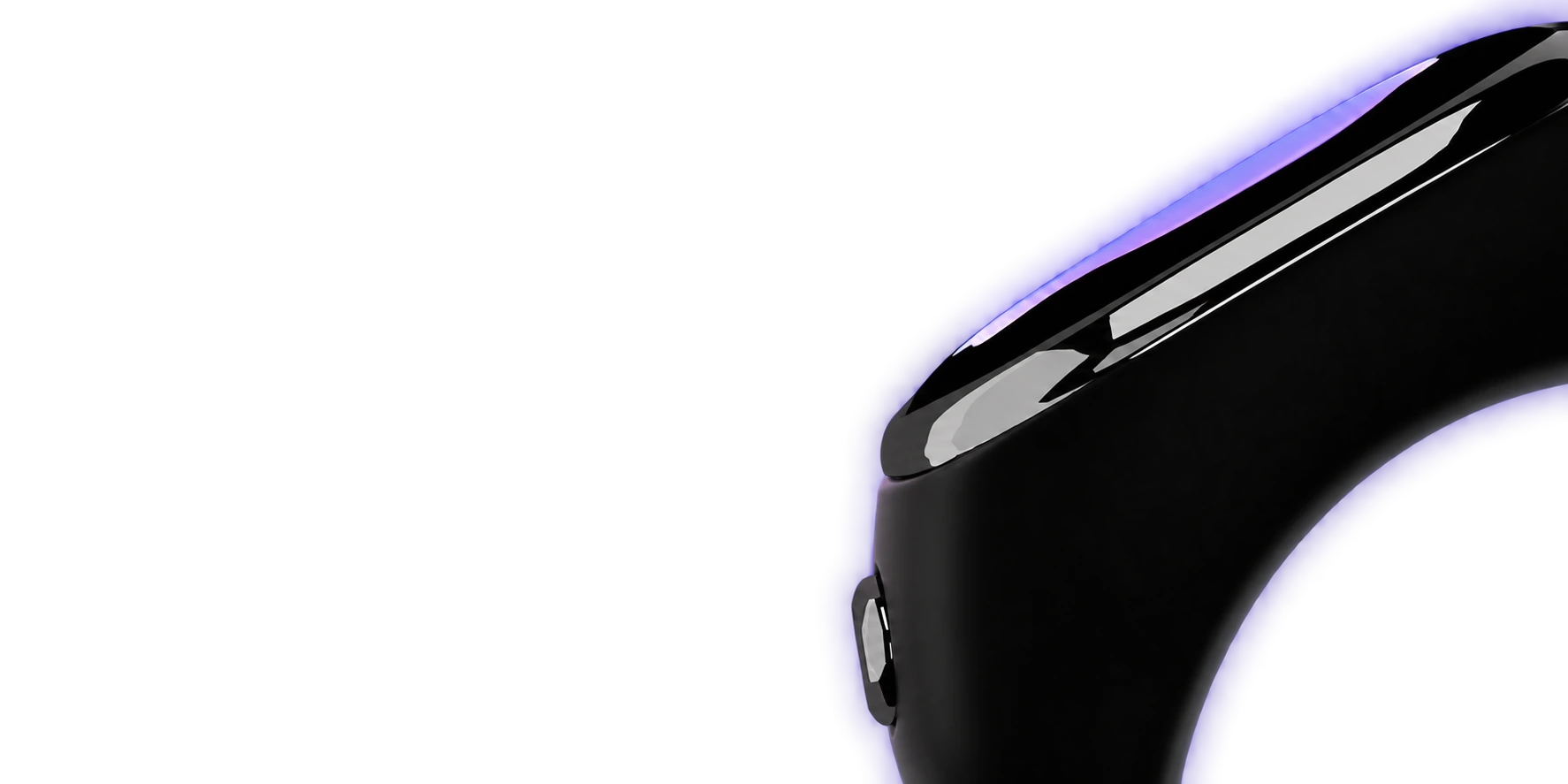 Close-up of the smooth inner contour of the ring